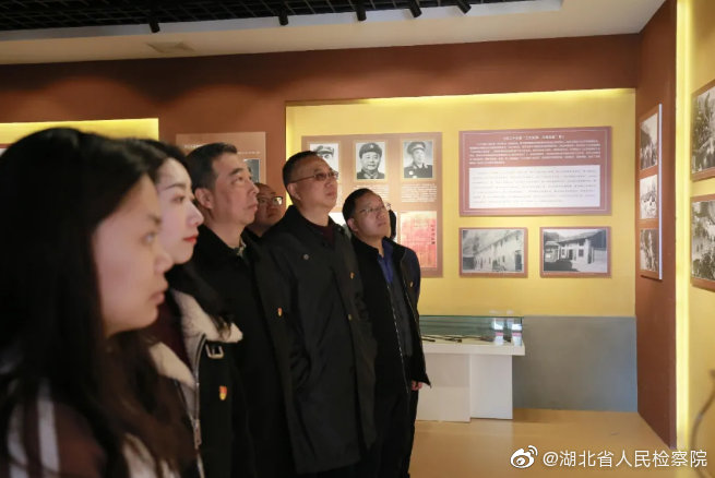 组织干警开展“祭英烈”党史学习教育活动